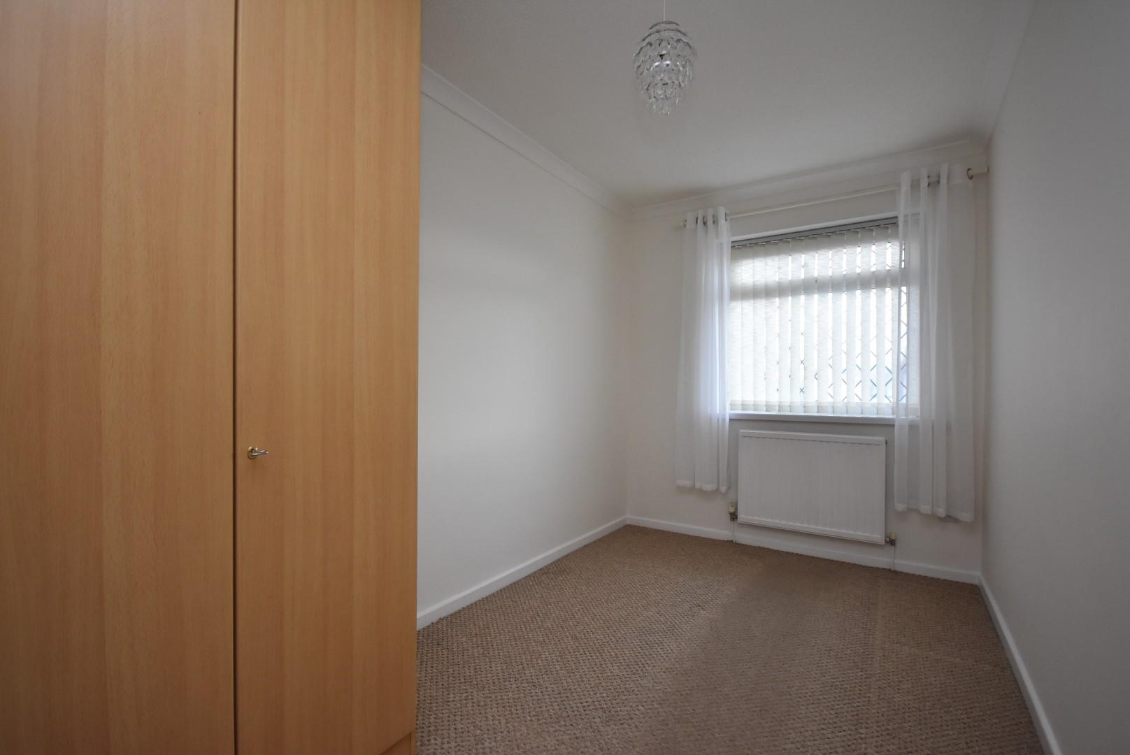 17 Woodham Park, Barry, CF62 8JF